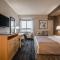 Monte Carlo Inn Barrie - Newly Renovated - Barrie