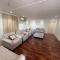 Two rooms and one living room in Delma island - 达沙