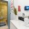 Duplex Condo Prime Location 2bth 2 Studios - Sofie