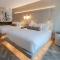 Coast Victoria Hotel & Marina by APA