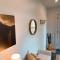 Elora’s Irvine River Suite