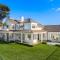 Hampton on View Luxury Clifftop in Campbells Bay