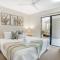 'Serenity at The Edge' A Private Poolside Apartment - Cairns North