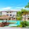 'Poolside at Whitfield Waters' Resort-style Retreat - 艾吉希尔