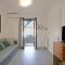 Elizabeth House-100m lake & priv parking - Happy Rentals