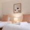 Banksia Beach House