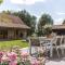 Quiet and authentic vacation property with pond - Harelbeke