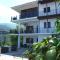 Paradeisos Flatlet with Garden View - Айос-Дімітріос