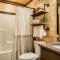 Mountainscape - Brand New Cabin w Views - HotTub - FireTable - PS5 - PoolTable - 3 Pools - 加特林堡