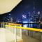 208 Amazing 2 BR With Burj Khalifa & Canal View - Dubaj