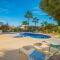 Villa Los Roques by Abahana Villas