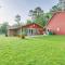 Charming Bluffton Vacation Home with Yard!