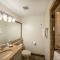 Westgate 2BR, private balcony, mountain views, resort amenities, multiple pools, tennis, spa 4504 - Park City