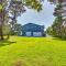 Coastal Bandon Vacation Rental Walk to Beach!