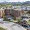 Westgate 1BR with balcony, mountain views, resort amenities, multiple pools, tennis, spa 4504A - 帕克城