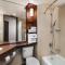 The Westin Bonaventure Hotel & Suites