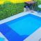 Encantadora CASA Piscina priv, Aire Acon, Wi-fi TV
