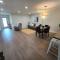 Luxurious & Spacious Townhouse in Prime Location