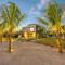 L'Escale 3 bedrooms Sea View and Beachfront Suite by Dream Escapes - Tamarin