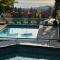 Grouse Cheerful large private bedroom, bath, shared deck, pool, hot tub - North Vancouver