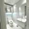 Entire 2nd floor with kitchen - Pick up available - 金海市