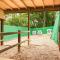 Spacious Primrose Lodge for 6 with Hot Tub at a Spa Resort - Chudleigh