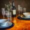 The Pub - Unique & Authentic Experience - Free Parking!, 5 minutes from Airbus and The Mall Cribbs - Bristol