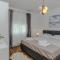 Holiday house Marijan with private pool and barbecue - by TA Leut - Privlaka