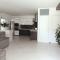 DiamondHouse Apartment fronte mare con giardino