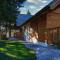 Alpine Retreat Apartments Šurc - 拉特西
