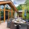 View From Within, Bowness - Dog Friendly Home with Hot Tub - Віндермір