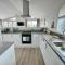The Lighthouse, Pet friendly lodge on Hoburne Cotswold Holiday Park