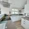The Lighthouse, Pet friendly lodge on Hoburne Cotswold Holiday Park