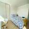 Triplex neuf avec toit-terrasse au pied du Métro - 10min PARIS EXPO - 4 rooms 6 beds - 巴纽