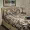 White House Ensuite double bedroom