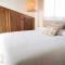 Rooms by JovA