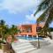 Bay Towers - Caye Caulker