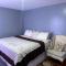 Room J Divine Villa and Resorts 5mins to EWR Airport and 4mins to Penn Station Newark, New York - 纽瓦克