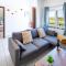 Silvercoast Apartments - swimming pool & jacuzzi