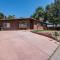 *H* NEW! 4BR Garden of the Gods Retreat