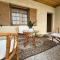 Rustic and Spacious House - Mytilinioí