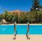 Garden House with Pool, 10min to center - Nerokoúros