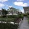 Bay View 2 Bed Highrise Apt with Free Parking - Sydney