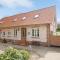 3 Bedroom Lovely Apartment In Engesvang