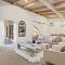 Villa Syrene - Pool and Spa Retreat
