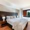 Harbour Highlight Poolside Living on Esplanade