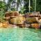 Berry Springs Tropical Retreat