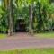 Berry Springs Tropical Retreat