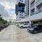2 Condos, 5 Beds, 2 CR @ Shore2 MOA (3rd&5th Flrs) - 马尼拉