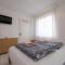 Apartments Lovorik